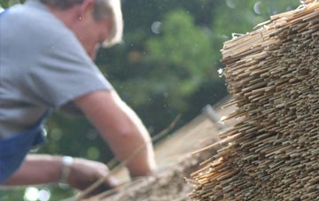 professional Waltham On The Wolds thatchers